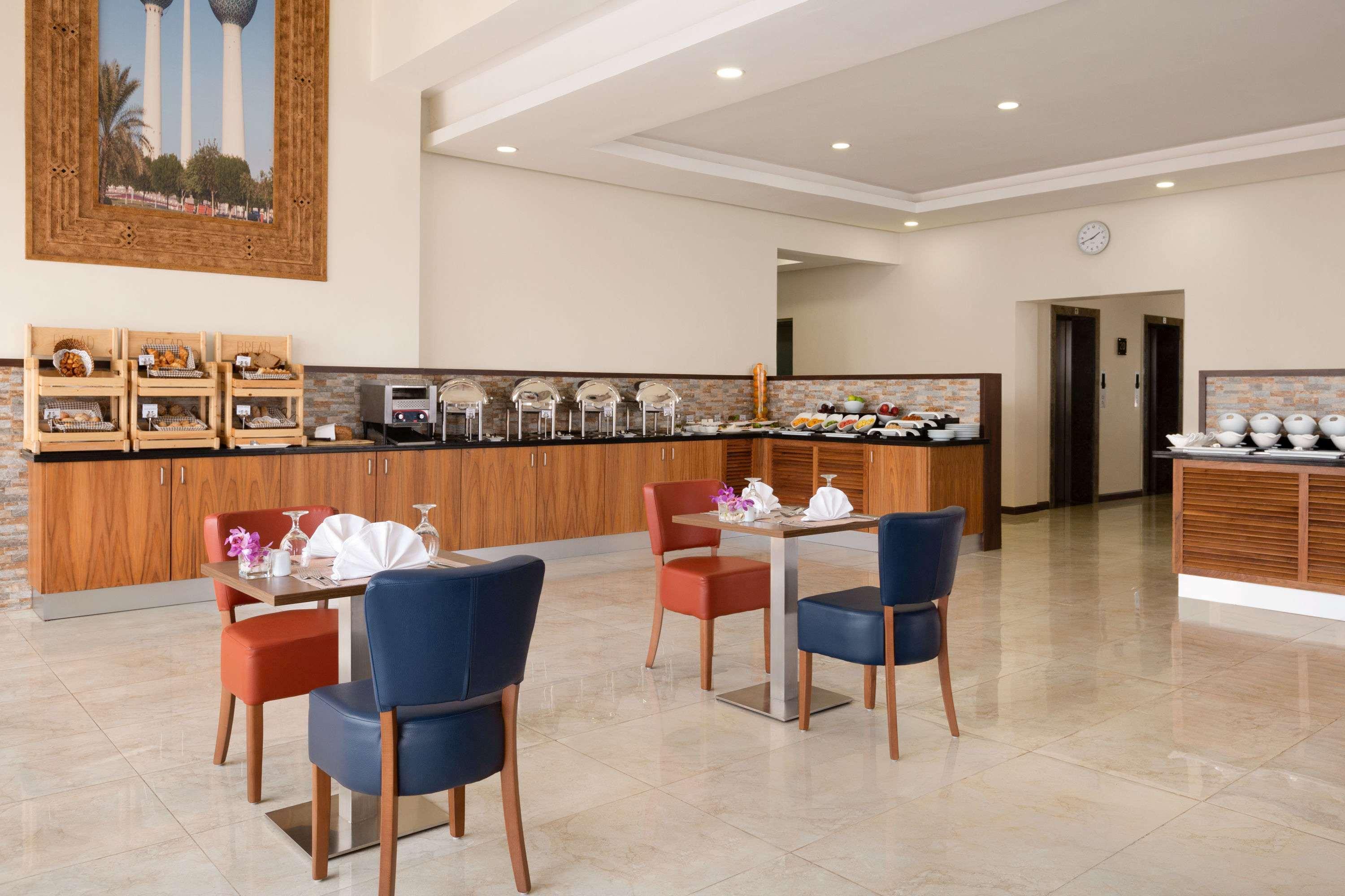 Ramada Encore By Wyndham Kuwait Downtown Kuwait City Bagian luar foto