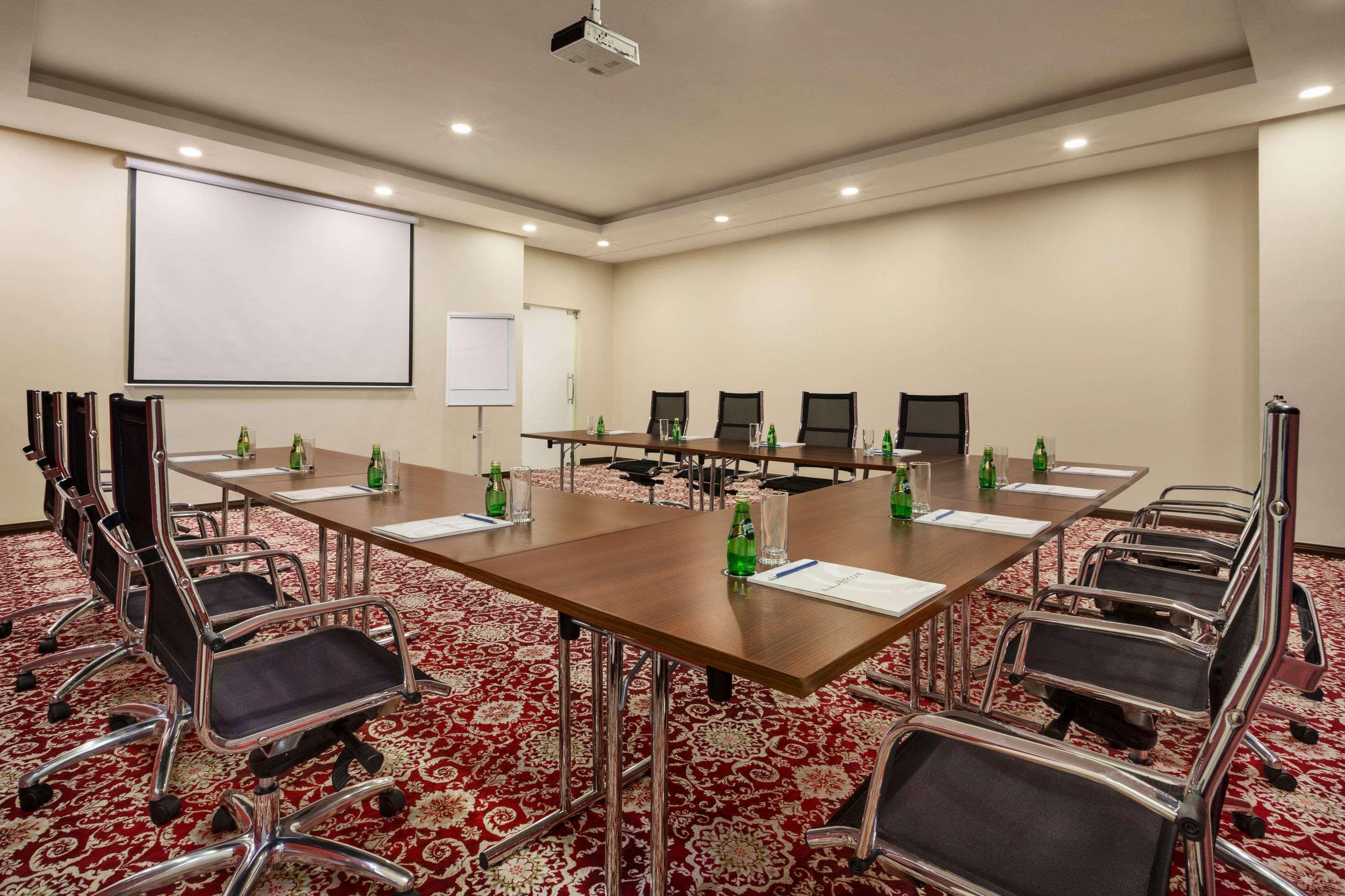 Ramada Encore By Wyndham Kuwait Downtown Kuwait City Bagian luar foto