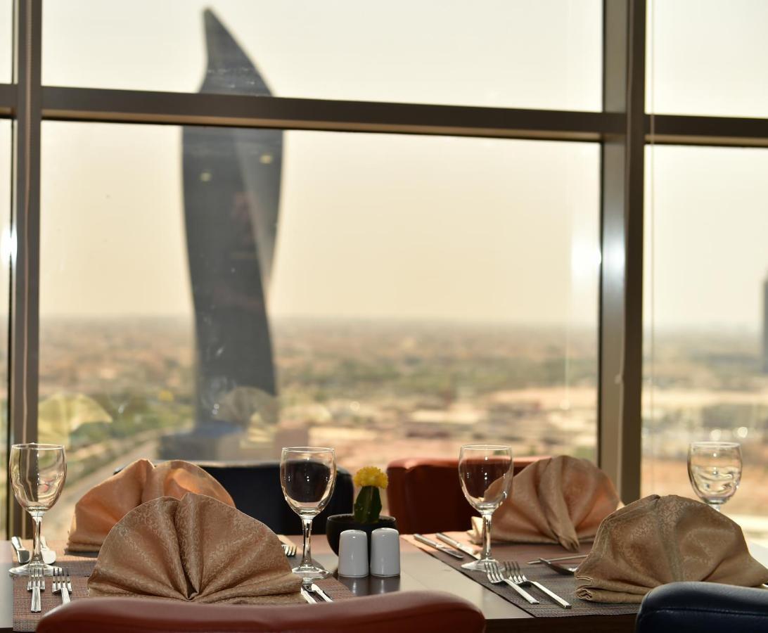 Ramada Encore By Wyndham Kuwait Downtown Kuwait City Bagian luar foto