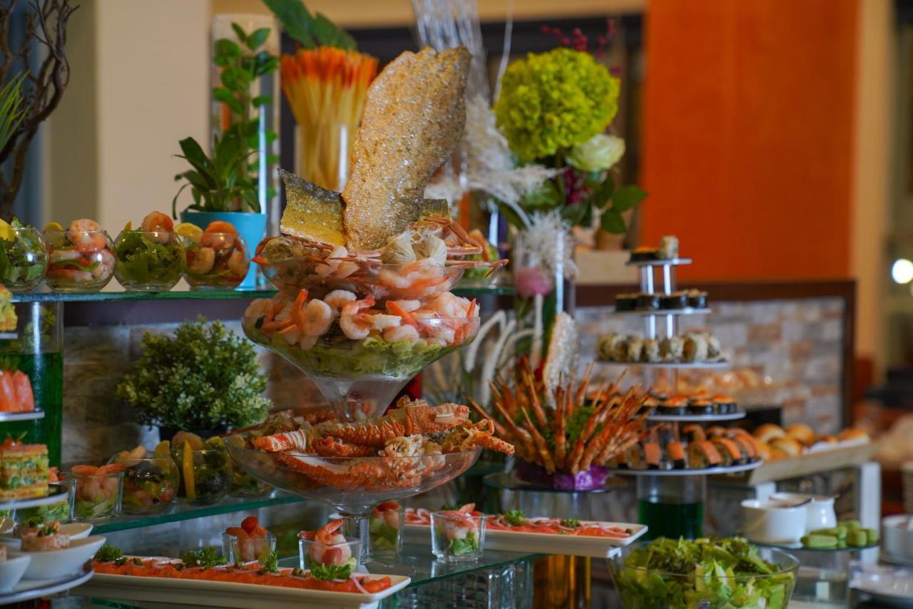 Ramada Encore By Wyndham Kuwait Downtown Kuwait City Bagian luar foto