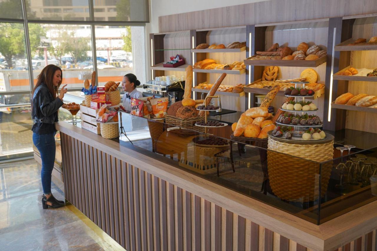 Ramada Encore By Wyndham Kuwait Downtown Kuwait City Bagian luar foto